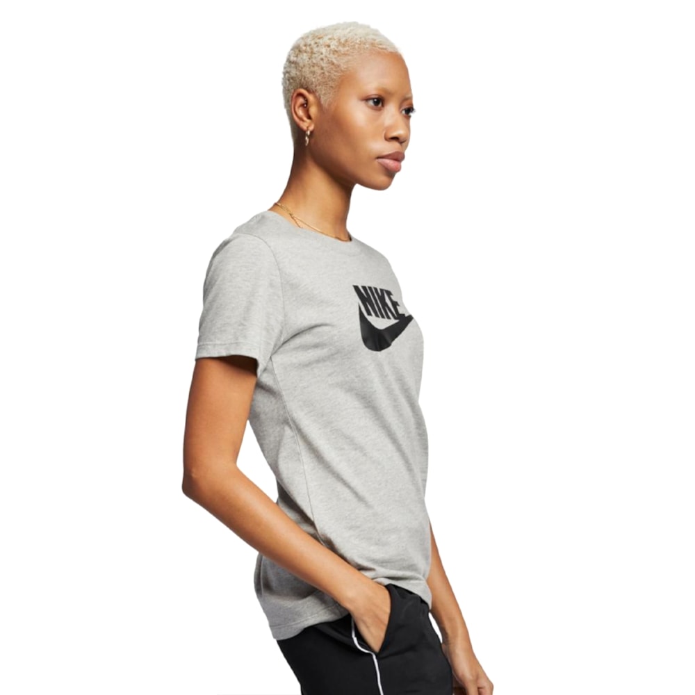 Camiseta Nike Sportswear Essential Unissex